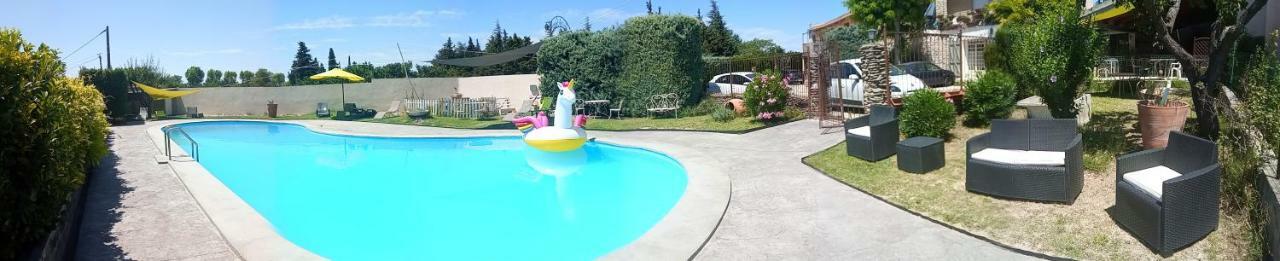 Hotel Font De Lauro Saumane-de-Vaucluse Bagian luar foto